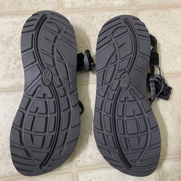 Brand New Women's Chacos - Picture 2 of 3